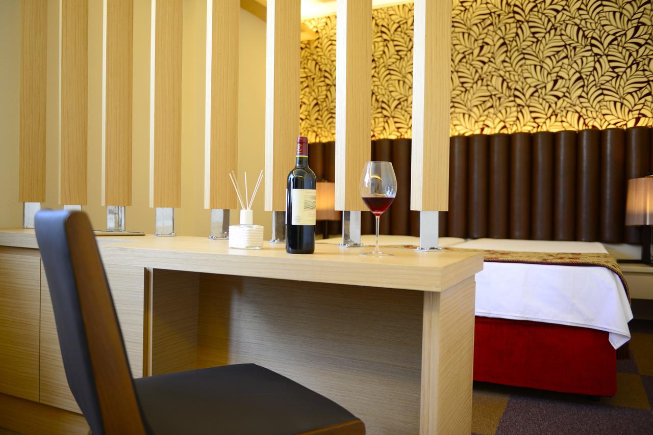 Arsima Hotel Istanbul Exterior foto